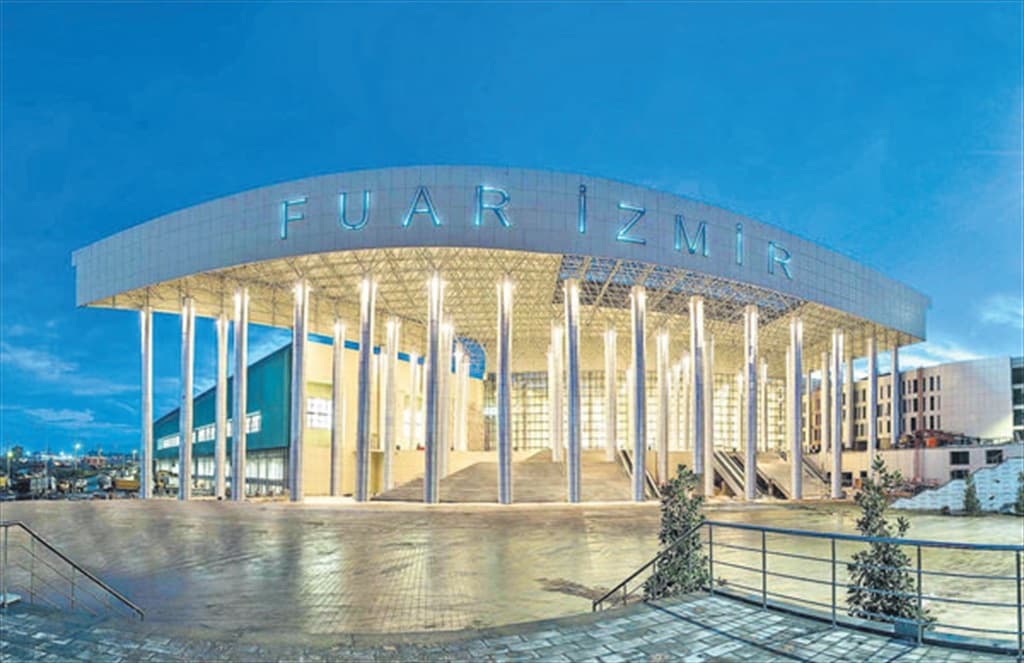 İzmir Gaziemir Yeni Fuar Alanı — Fuar İzmir girişi